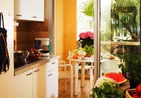 Apartmanhotel Le Massena 3*
